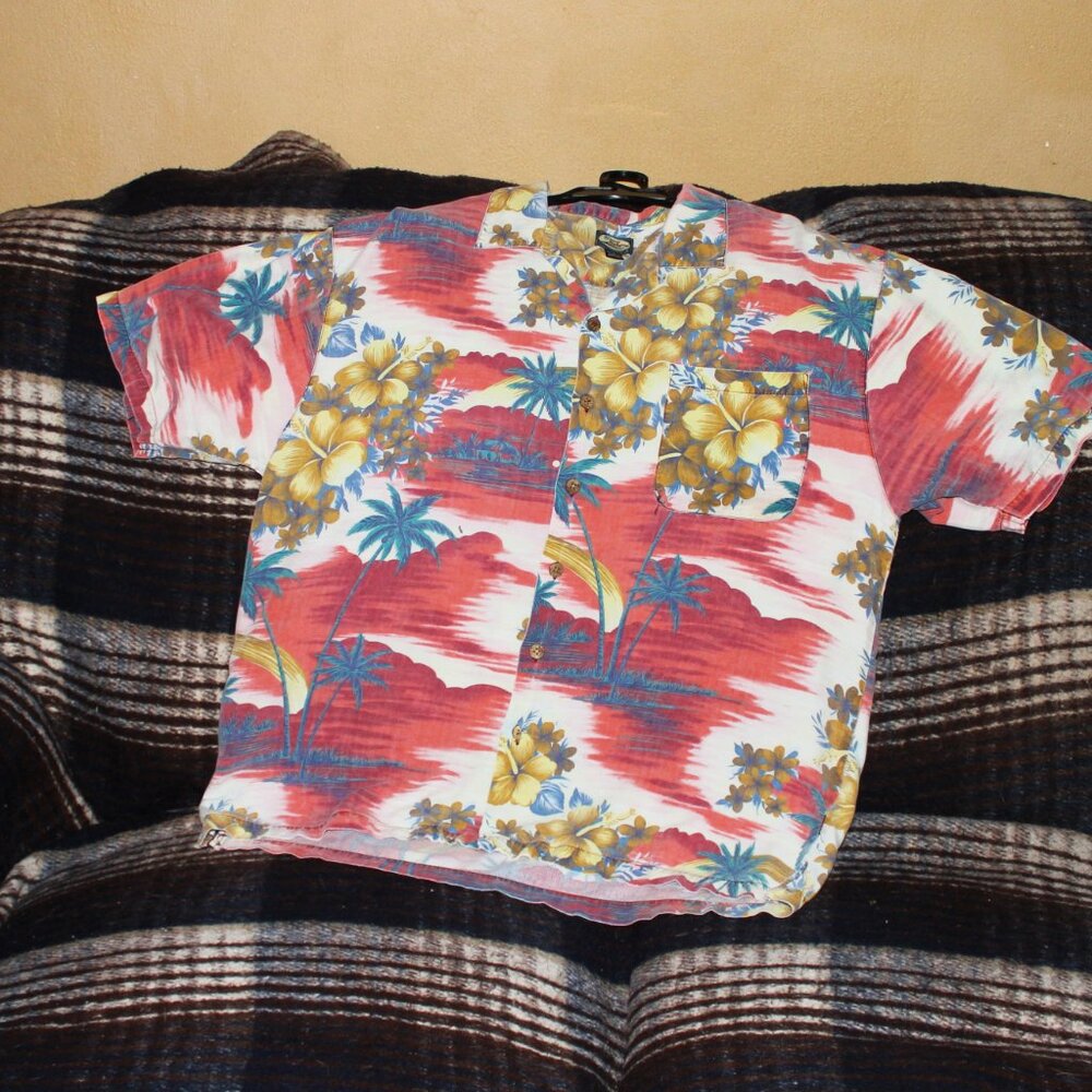 Tommy Bahama Men's Hawaiian Button-Down Shirt